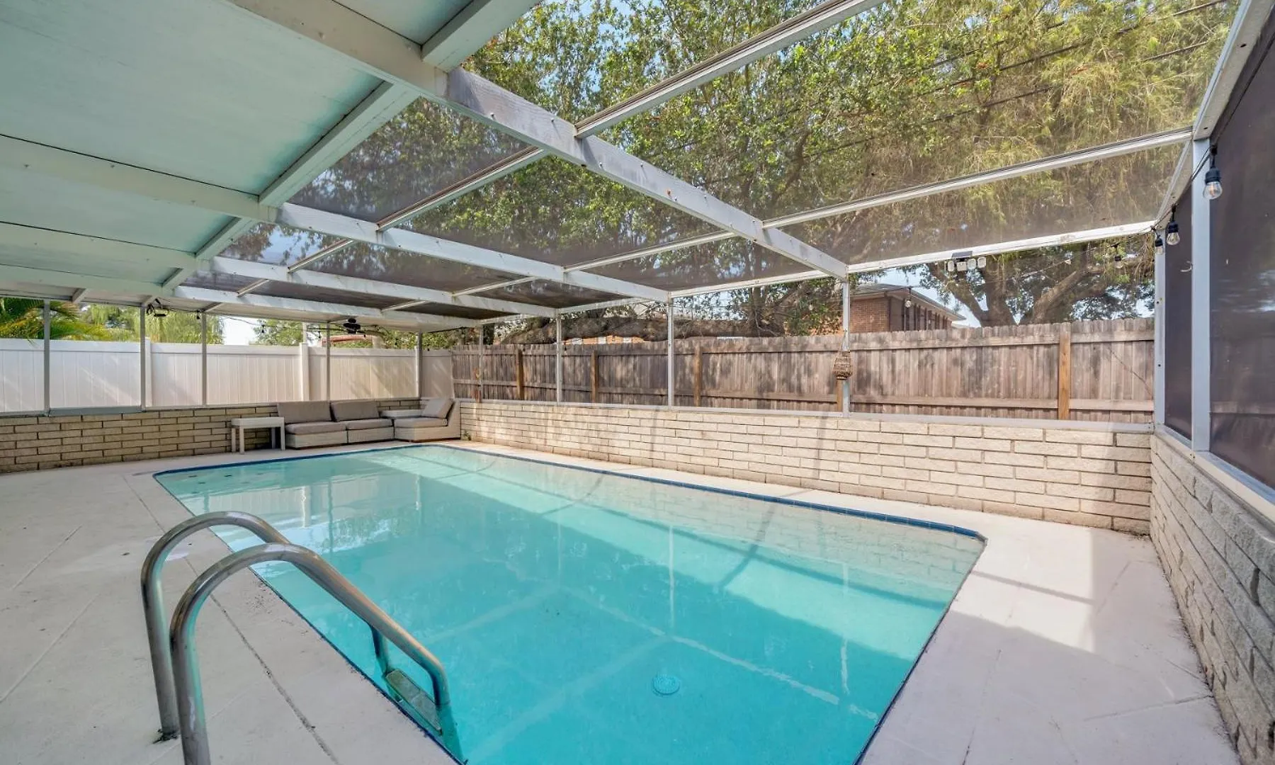 Private Pool Mins To Beach And Pet Friendly Largo