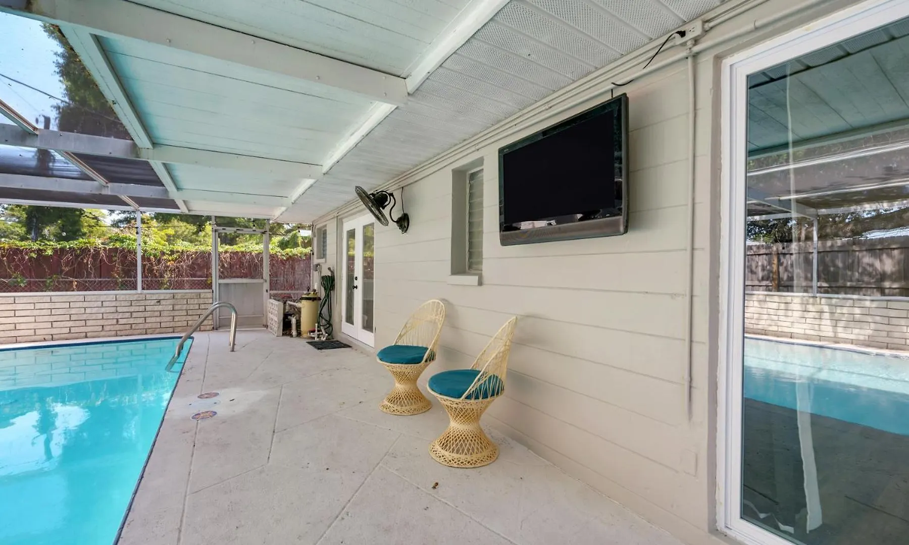 Private Pool Mins To Beach And Pet Friendly Largo