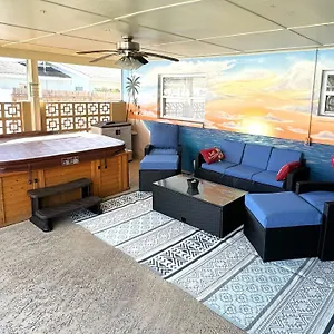  Holiday home Close To Beaches Pet Friendly Heated Pool Hot Tub